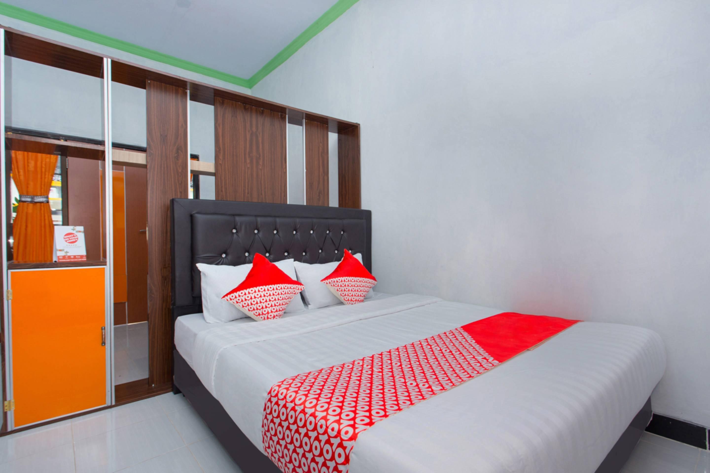 Hotel Vaccinated Staff - OYO 2873 Griya Annisa Tegal  Exterior foto