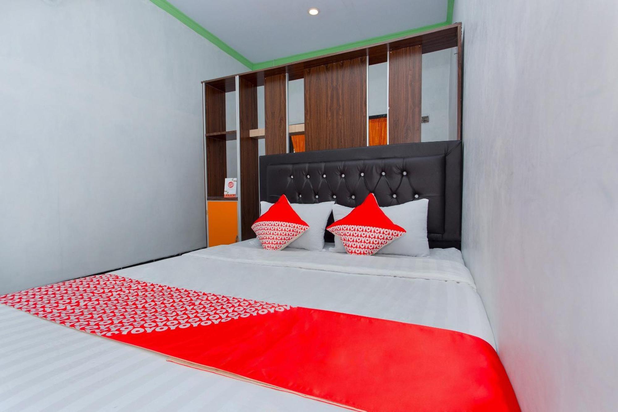 Hotel Vaccinated Staff - OYO 2873 Griya Annisa Tegal  Exterior foto